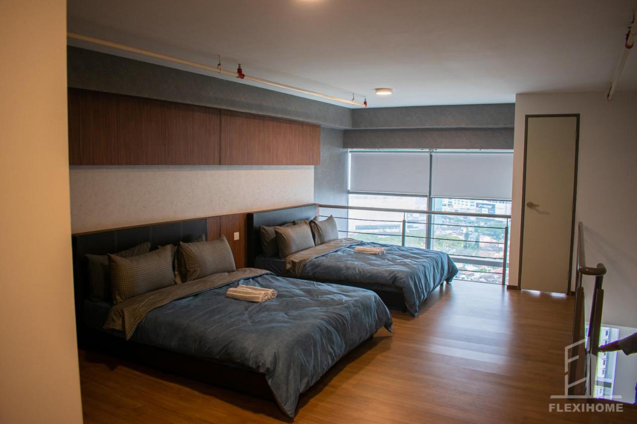 Netflix-Pinnacle Pj, Fantastic City View, 1-6 Guests Designed Duplex Home By Flexihome-My Петалинг-Джая Экстерьер фото
