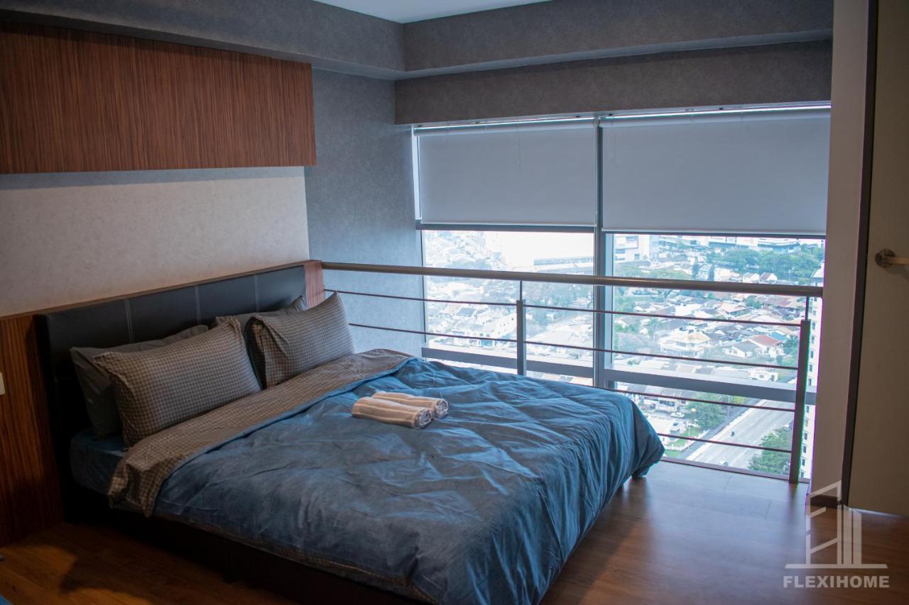 Netflix-Pinnacle Pj, Fantastic City View, 1-6 Guests Designed Duplex Home By Flexihome-My Петалинг-Джая Экстерьер фото