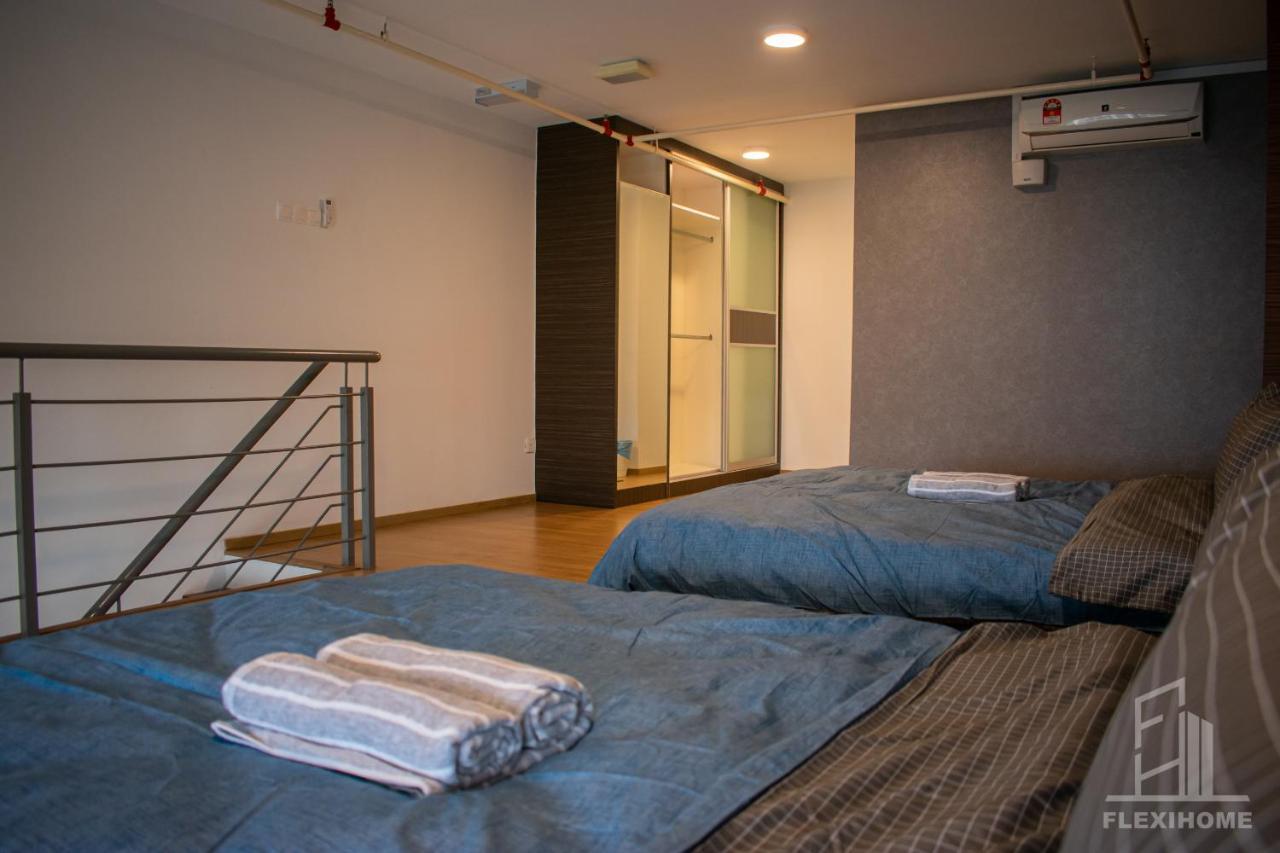 Netflix-Pinnacle Pj, Fantastic City View, 1-6 Guests Designed Duplex Home By Flexihome-My Петалинг-Джая Экстерьер фото