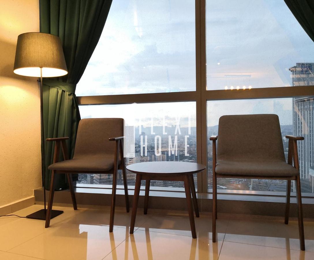Netflix-Pinnacle Pj, Fantastic City View, 1-6 Guests Designed Duplex Home By Flexihome-My Петалинг-Джая Экстерьер фото