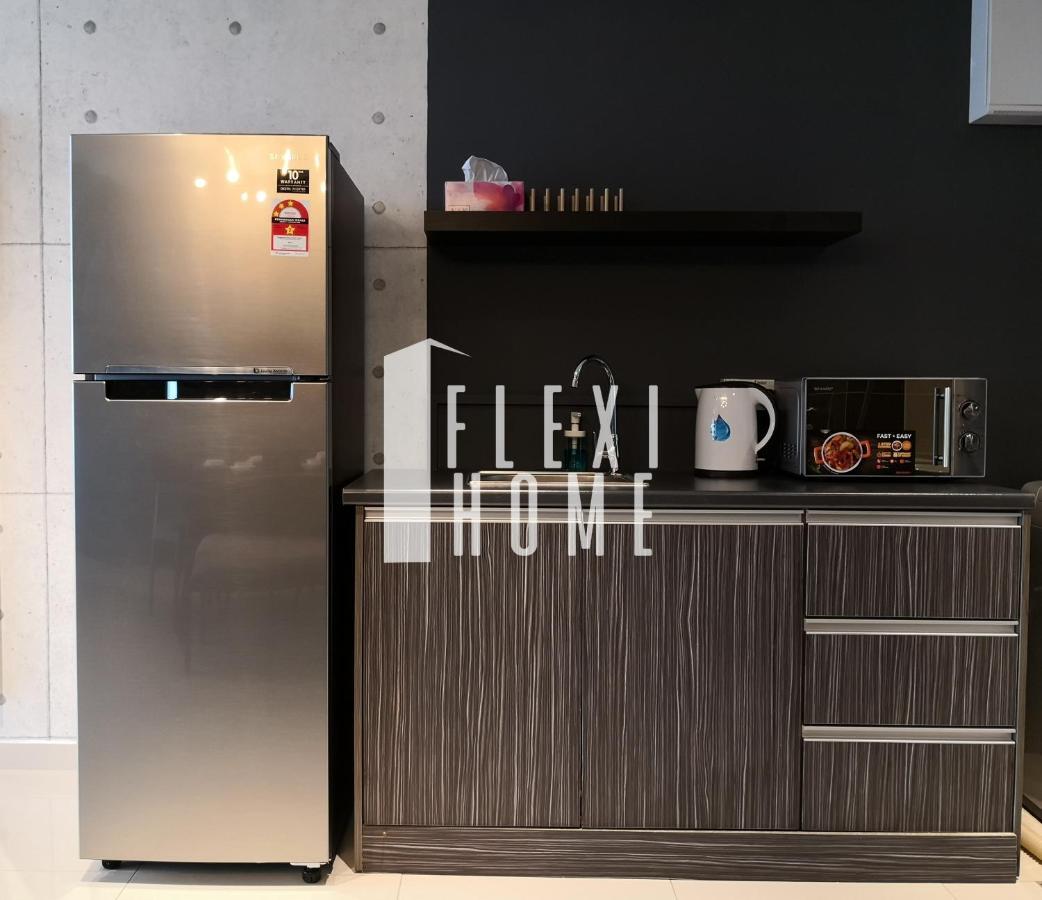 Netflix-Pinnacle Pj, Fantastic City View, 1-6 Guests Designed Duplex Home By Flexihome-My Петалинг-Джая Экстерьер фото