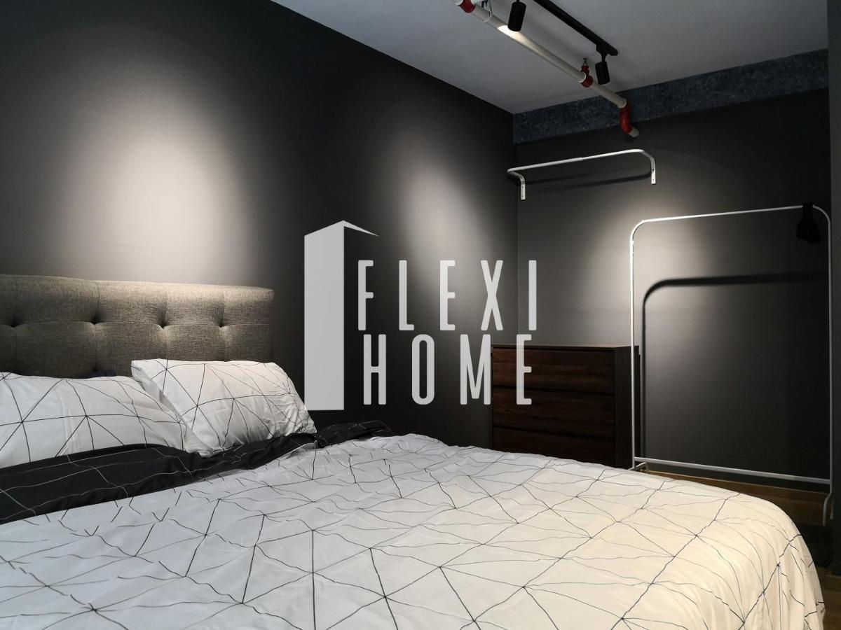 Netflix-Pinnacle Pj, Fantastic City View, 1-6 Guests Designed Duplex Home By Flexihome-My Петалинг-Джая Экстерьер фото
